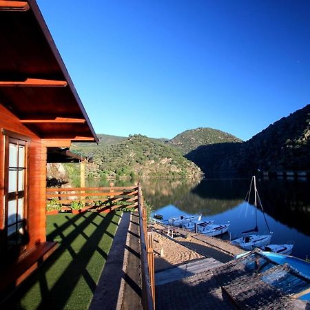 Douro Yacht Charter & Bungalows São João da Pesqueira Dış mekan fotoğraf