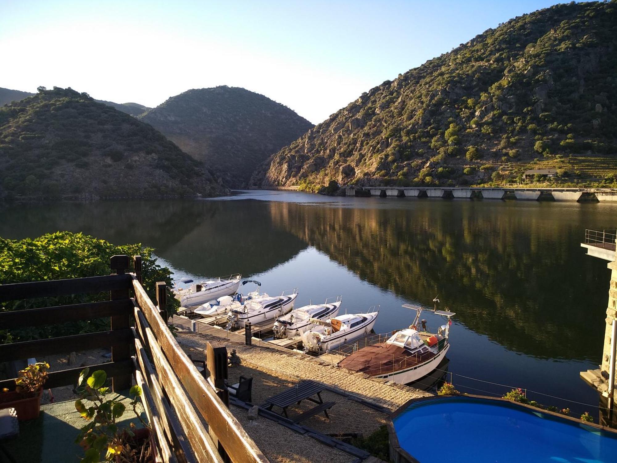 Douro Yacht Charter & Bungalows São João da Pesqueira Dış mekan fotoğraf