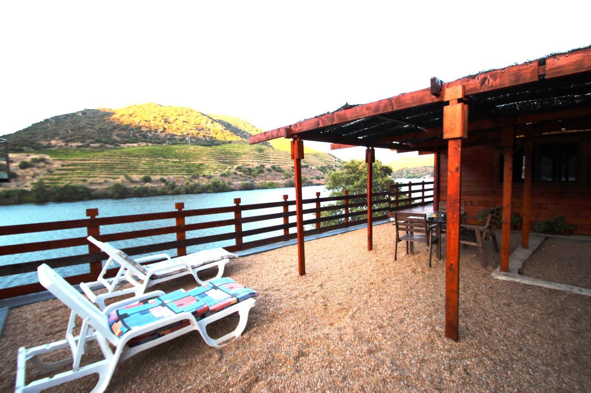 Douro Yacht Charter & Bungalows São João da Pesqueira Oda fotoğraf