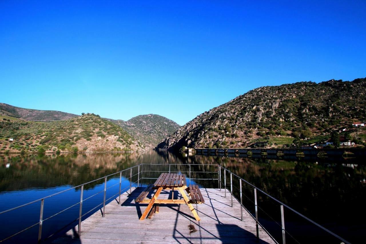 Douro Yacht Charter & Bungalows São João da Pesqueira Dış mekan fotoğraf